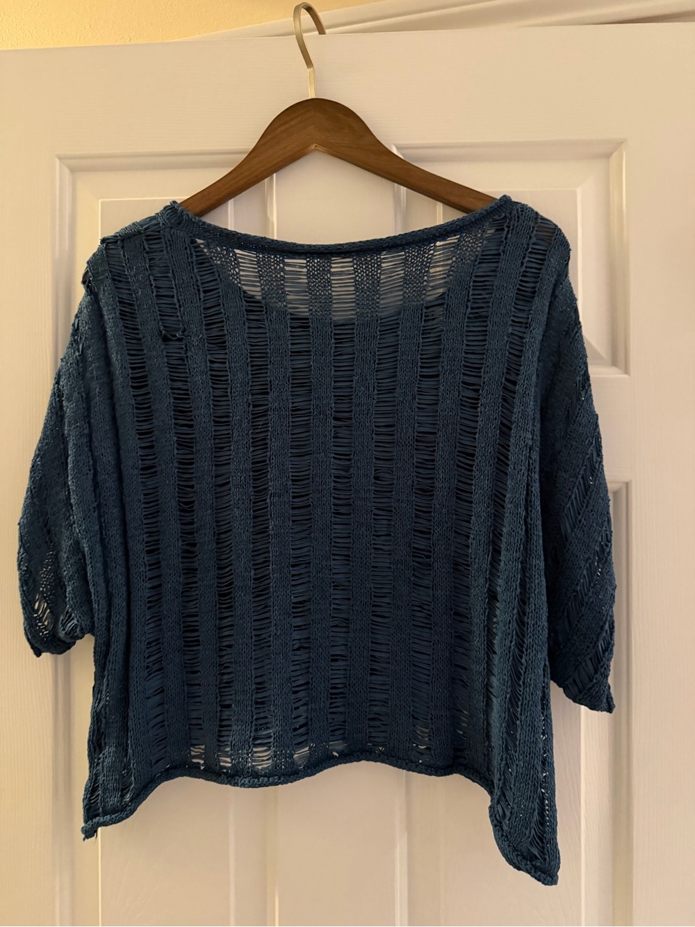 NWOT Final Touch Open-Weave Cropped Sweater in Teal Blue. Size medium. - Picture 4 of 4